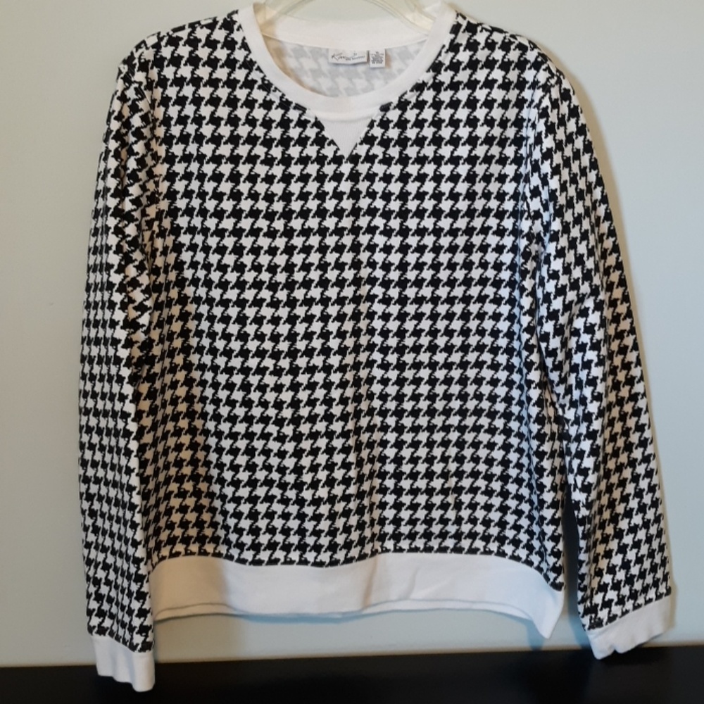 Kim Rogers Houndstooth Print Sweater, size M